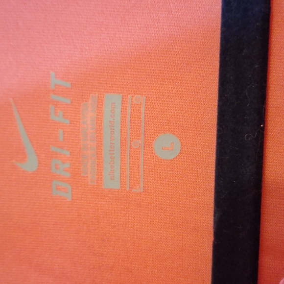 Nike Dry Fit Women's Pink Long Sleeve Athletic Top - Picture 2 of 4